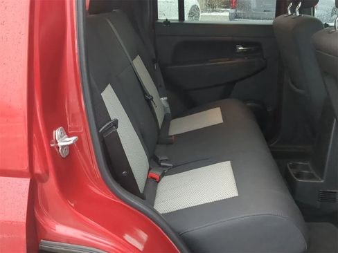 Used 2010 Jeep Liberty Sport w/ Popular Equipment Group image 27