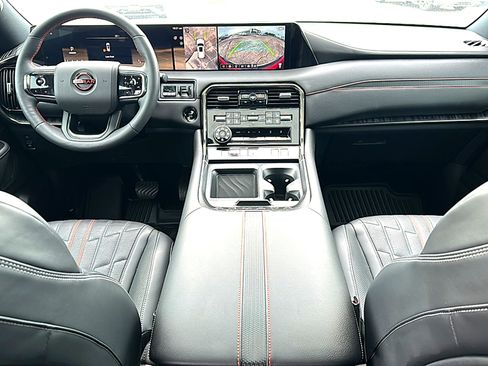 Used 2025 Nissan Armada PRO-4X w/ Pro-4X Premium Package AWD/4WD image 21