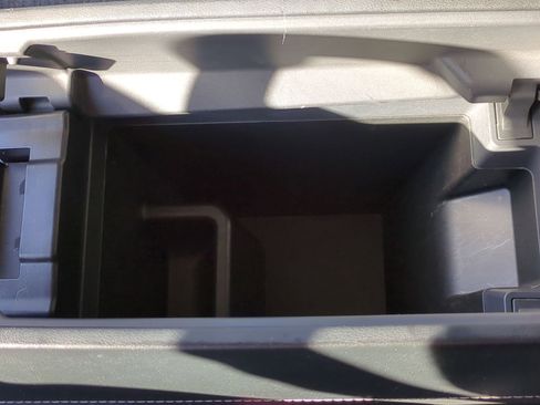 Used 2023 Nissan Rogue SV image 14