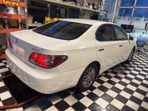 Used 2004 Lexus ES 330 image 7