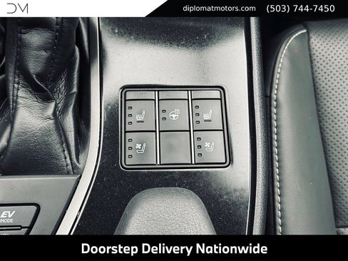 Used 2024 Lexus UX 250h F Sport AWD/4WD image 43