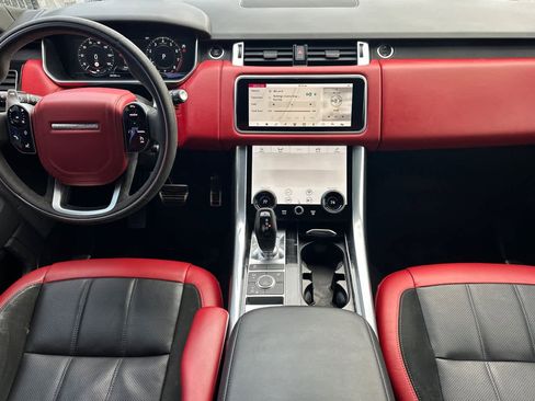 Used 2022 Land Rover Range Rover Sport HST image 12