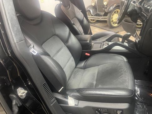 Used 2010 Porsche Cayenne GTS AWD/4WD image 24