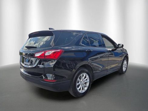 Used 2019 Chevrolet Equinox LS FWD image 3
