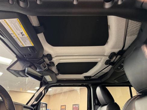 Used 2024 Jeep Wrangler Unlimited Rubicon 392 AWD/4WD image 34
