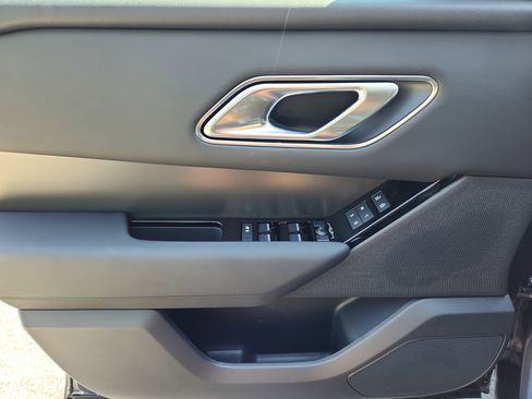 New 2026 Land Rover Range Rover Velar S image 24