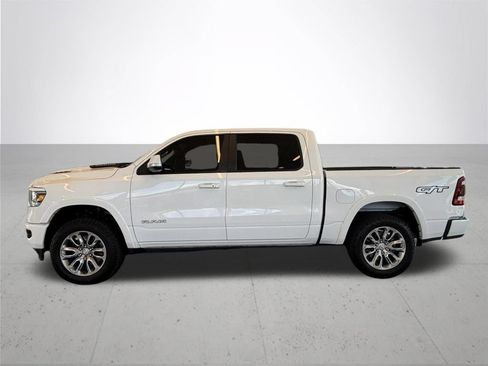 Used 2022 RAM 1500 Laramie AWD/4WD image 11