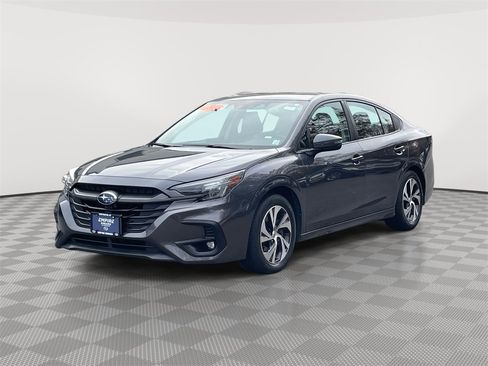 Used 2024 Subaru Legacy Premium image 3
