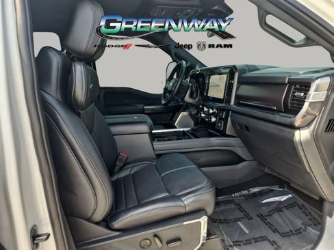 Used 2026 Ford F250 Platinum AWD/4WD image 7