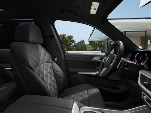 New 2026 BMW X7 xDrive40i w/ M Sport Package AWD/4WD image 9