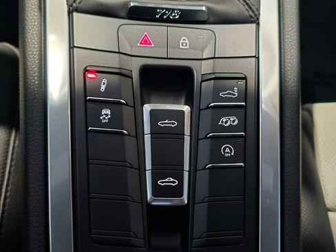 Used 2025 Porsche 718 Boxster S RWD image 28