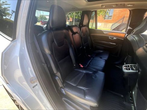 Used 2024 Volvo XC90 B5 Plus AWD/4WD image 38