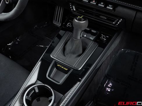Used 2024 Porsche 911 GT3 RS RWD image 36