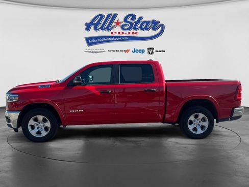 Used 2025 RAM 1500 Big Horn AWD/4WD image 8