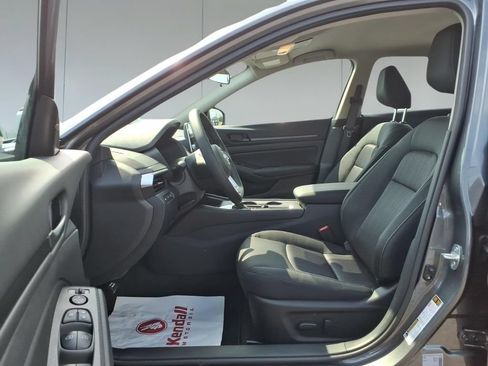 New 2025 Nissan Sentra SV w/ All-Weather Package FWD image 14