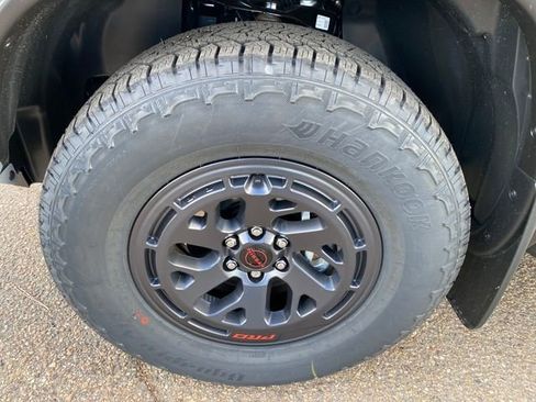 New 2026 Nissan Frontier PRO-4X image 25