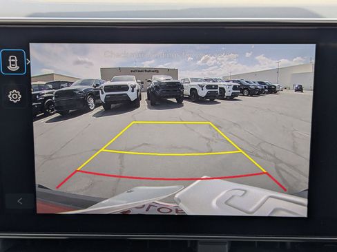 Used 2025 Hyundai Kona SEL AWD/4WD image 25