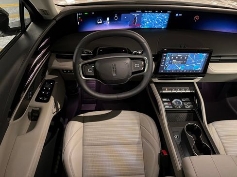 New 2026 Lincoln Nautilus Reserve AWD/4WD image 20