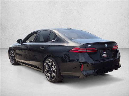 New 2027 BMW i5 eDrive40 w/ M Sport Package RWD image 9