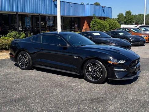 Used 2022 Ford Mustang GT Premium w/ Equipment Group 401A RWD image 8