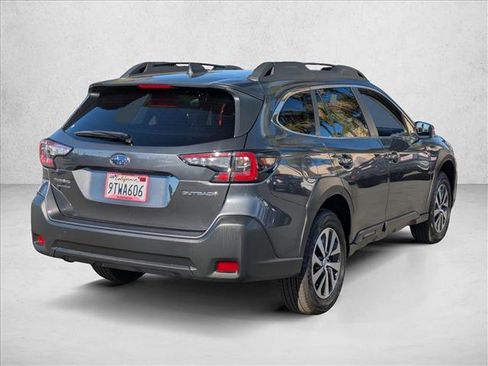 Certified 2025 Subaru Outback Premium image 7