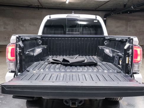 Used 2023 Toyota Tacoma TRD Sport RWD image 29