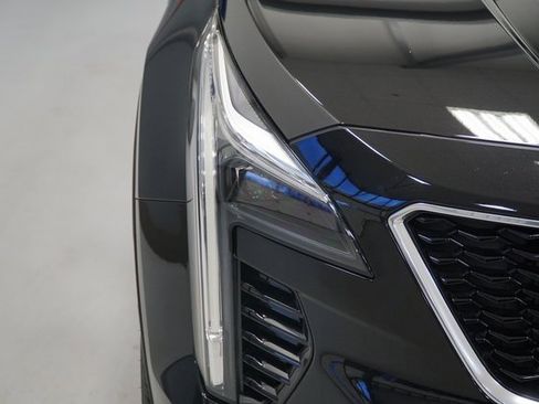 Used 2023 Cadillac XT4 Sport image 10