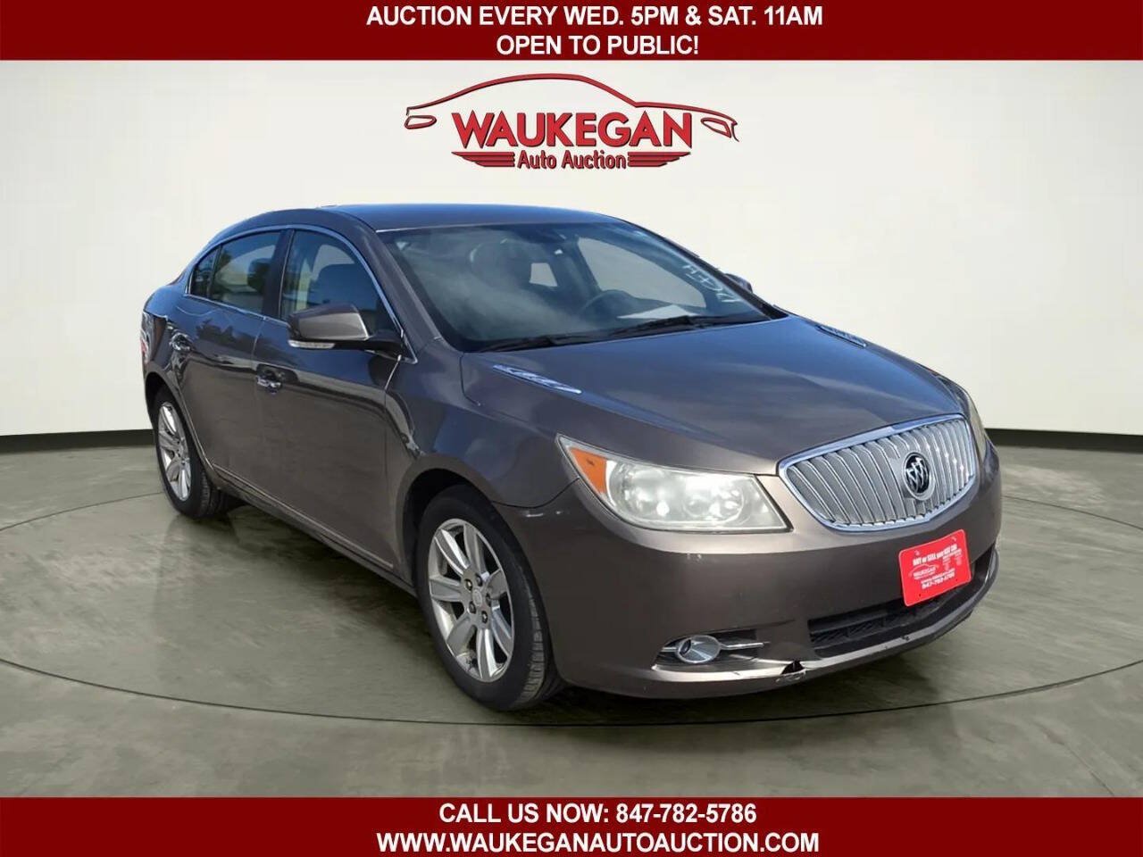 Used 2011 Buick LaCrosse CXL FWD image 2