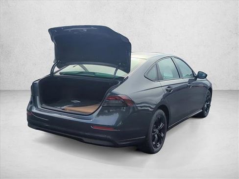 New 2025 Honda Accord SE image 2