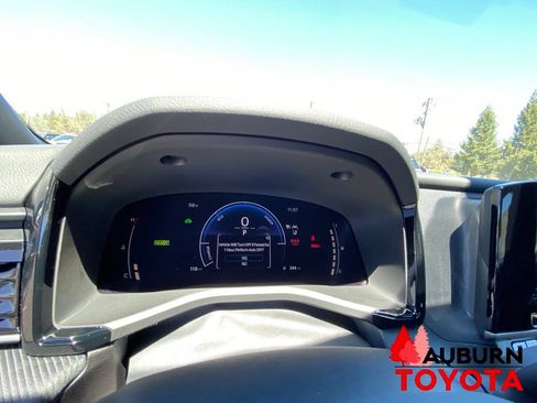 New 2026 Toyota Camry SE w/ Convenience Package FWD image 33
