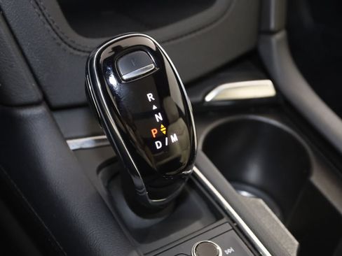 Used 2023 Cadillac XT5 Sportv w/ LPO, Floor Liner Package AWD/4WD image 7