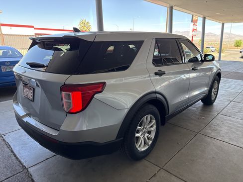 Used 2021 Ford Explorer 2WD image 4