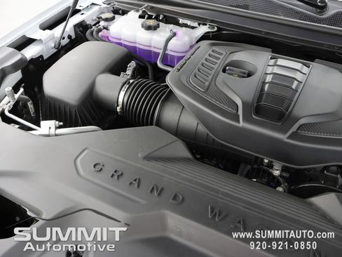 New 2026 Jeep Grand Wagoneer Summit AWD/4WD image 23