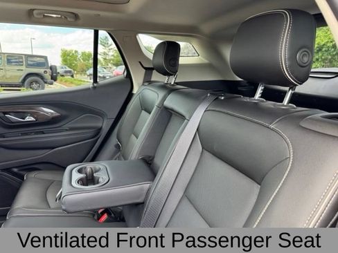 Used 2020 GMC Terrain Denali w/ Denali Premium Package AWD/4WD image 18
