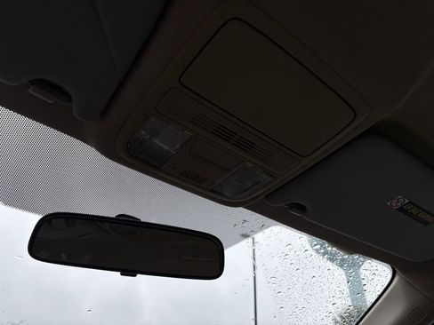 Used 2017 Honda Accord LX image 32