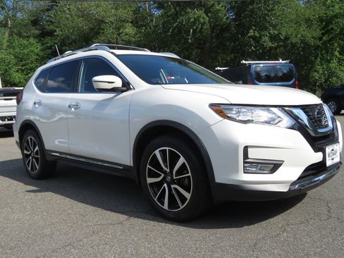 Used 2018 Nissan Rogue SL w/ Premium Package AWD/4WD image 3