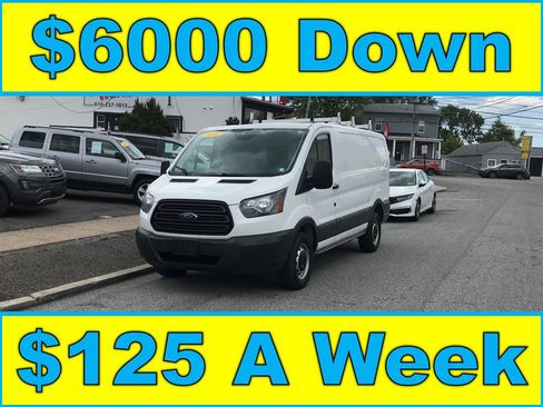 Used 2017 Ford Transit 250 RWD image 1