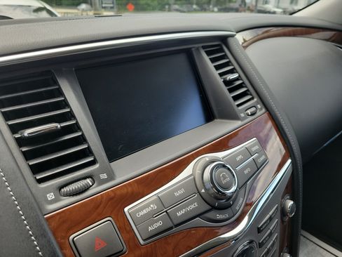 Used 2019 INFINITI QX80 Luxe w/ All-Season Package RWD image 22