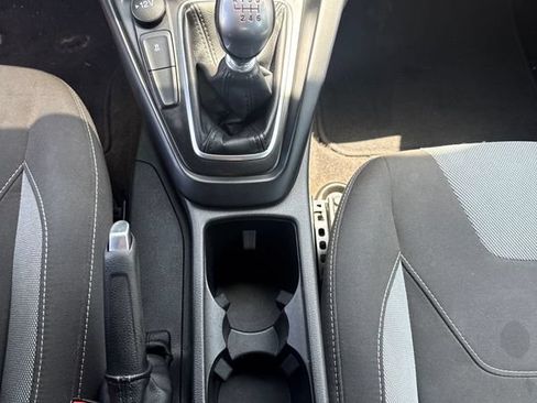 Used 2018 Ford Focus ST FWD image 23
