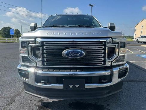 Certified 2022 Ford F350 Lariat w/ Lariat Ultimate Package AWD/4WD image 4
