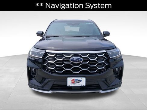 Used 2025 Ford Explorer Platinum w/ LUX Leather Package AWD/4WD image 8
