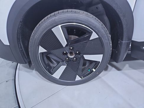 New 2025 Nissan Kicks SR image 25