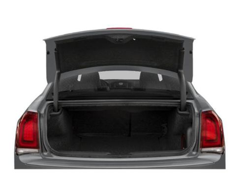 Used 2018 Chrysler 300 S w/ Safetytec Plus Group RWD image 15