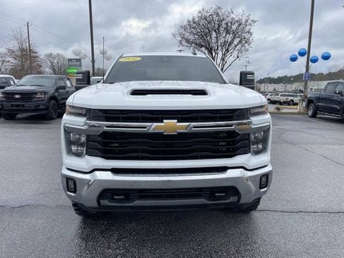 Used 2024 Chevrolet Silverado 2500 LT image 10