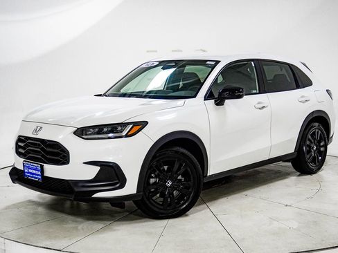 Certified 2026 Honda HR-V Sport image 1