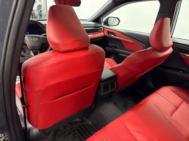 Used 2025 Toyota Camry XSE AWD/4WD image 22