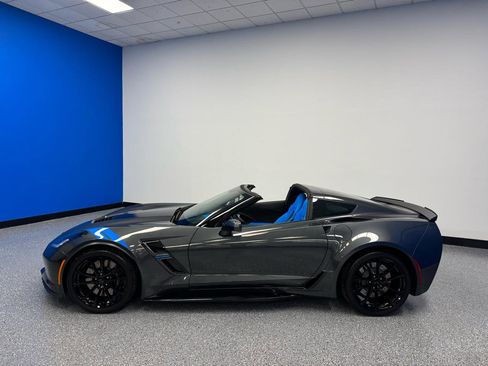 Used 2017 Chevrolet Corvette Grand Sport RWD image 5