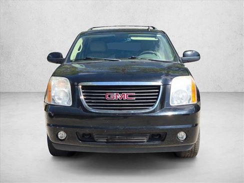 Used 2009 GMC Yukon SLT AWD/4WD image 2