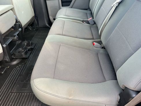 Used 2019 Ford F250 XL w/ STX Appearance Package image 31