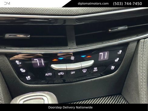 Used 2020 Cadillac CT6 V w/ LPO, Premium Carpet Package image 28